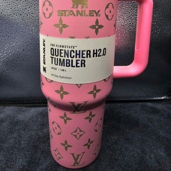 Pink and Gold Designer STANLEY CUP | 40oz.  NEW IN BOX - Picture 2 of 2